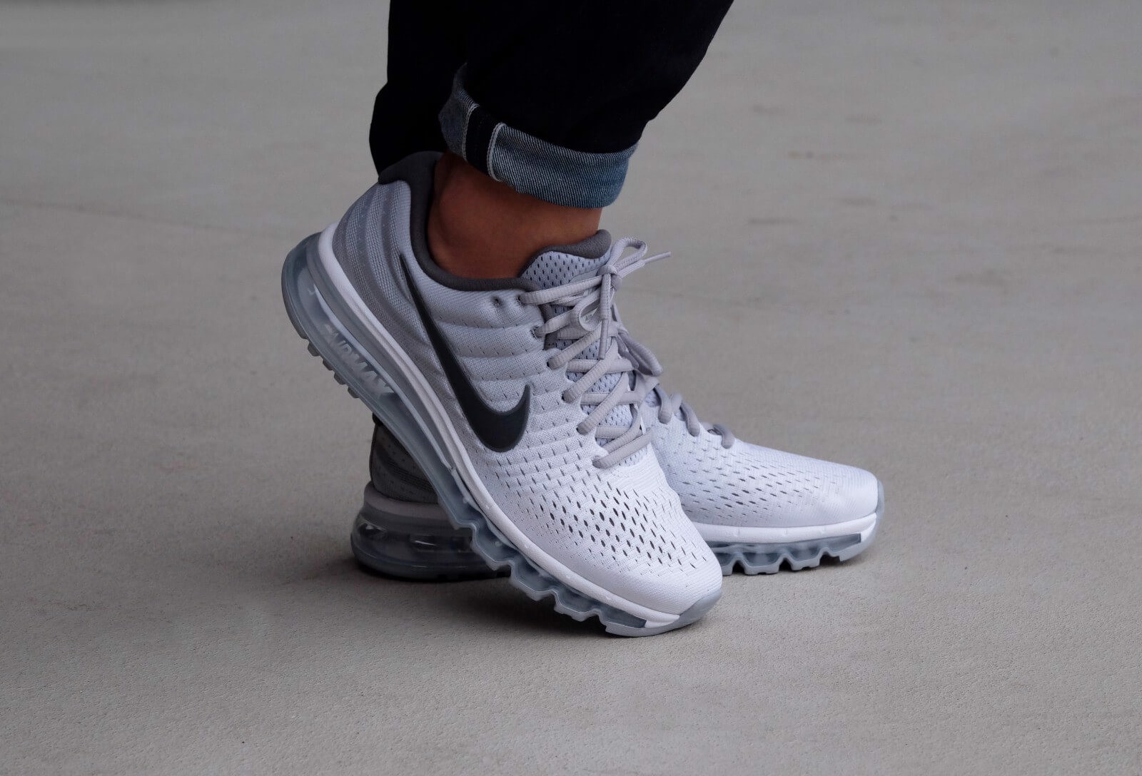 nike-air-max-2017-co-dang-mua-hay-khong-nhung-dieu-ban-can-biet