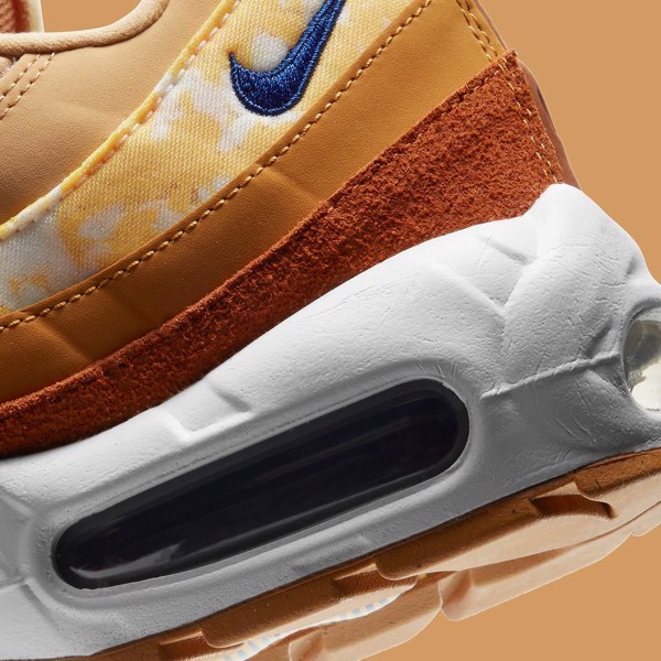 Nike Air Max 95 SE "Tawny" bùng cháy với giai điệu của mùa thu Hinh anh 1: Nike Air Max 95 SE "Tawny" bung chay voi giai dieu cua mua thu