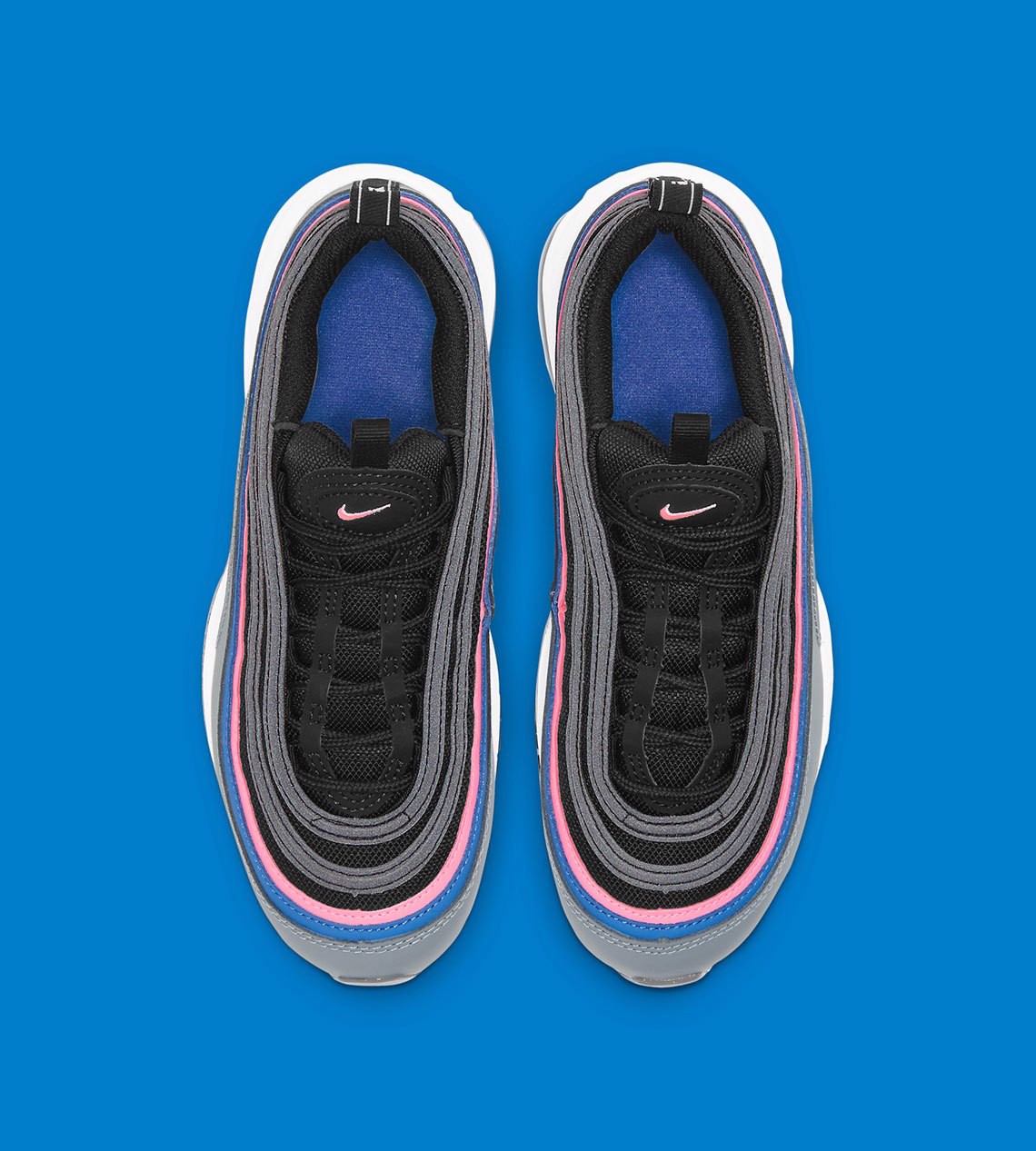 nike-air-max-97-black-and-grey-danh-cho-tre-em-tao-net-an-tuong-voi-hai-vach-xanh-hong