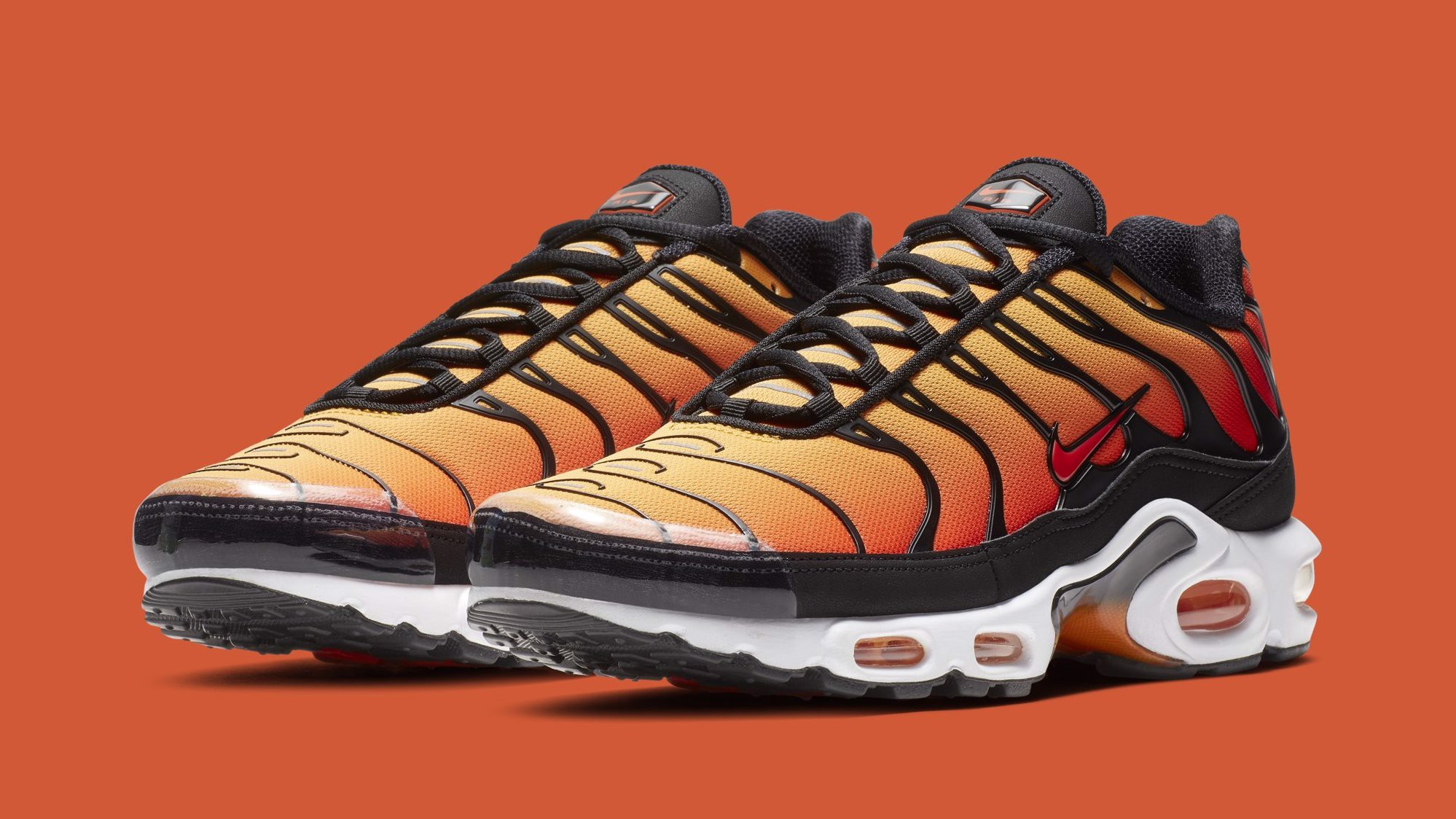 review-giay-nike-air-max-plus-og-sunset-su-hoai-niem-ve-thap-nien-90