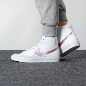 Giay Nike Blazer Mid '77 GS 'White Pink Glaze' DA4086-105