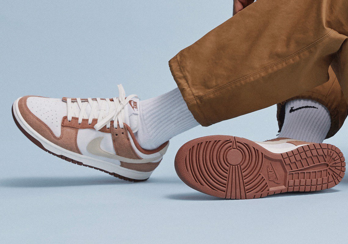 Hinh anh 3: Review giay: Nike Dunk Low "Medium Curry" tuoi moi va day sang tao