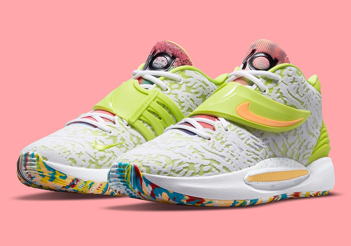 danh-gia-ve-mau-giay-thua-moi-nhat-cua-kevin-durant-mang-ten-kd-14