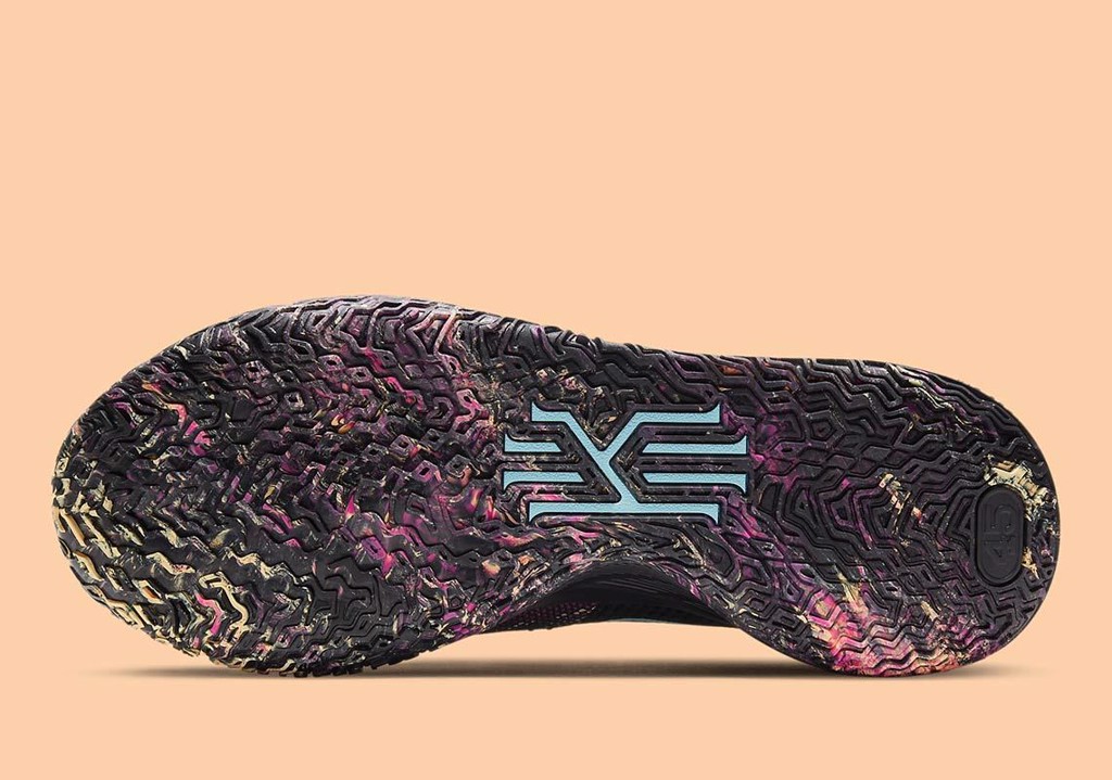 Nike Kyrie 7 “Soundwave” lấy cảm hứng từ bản collab của Tavis Scott Cactus Jack Hinh anh 4: Nike Kyrie 7 “Soundwave” lay cam hung tu ban collab cua Tavis Scott Cactus Jack