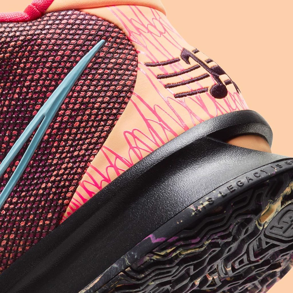 Nike Kyrie 7 “Soundwave” lấy cảm hứng từ bản collab của Tavis Scott Cactus Jack Hinh anh 7: Nike Kyrie 7 “Soundwave” lay cam hung tu ban collab cua Tavis Scott Cactus Jack