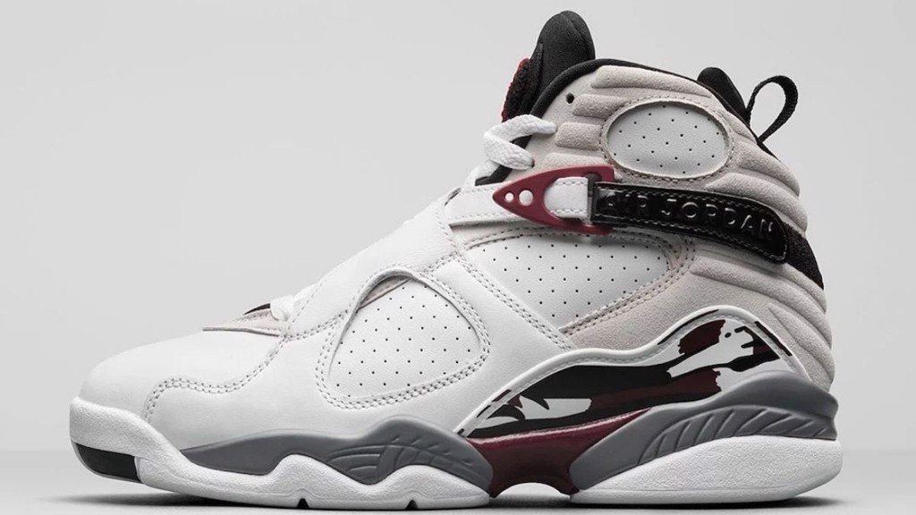 Nhấm nháp từng chút với Air Jordan 8 ‘Burgundy’