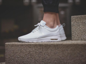 Alternative view of Giày Nike Wmns Air Max Thea 'White' 599409-101