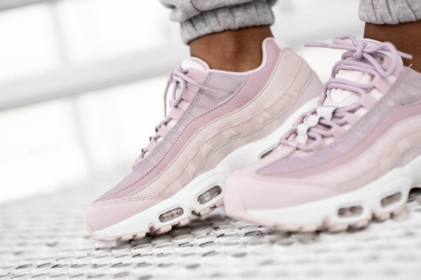 Giày Nike Air Max 95 'Barely Rose' CI3710-600 - Ảnh 4