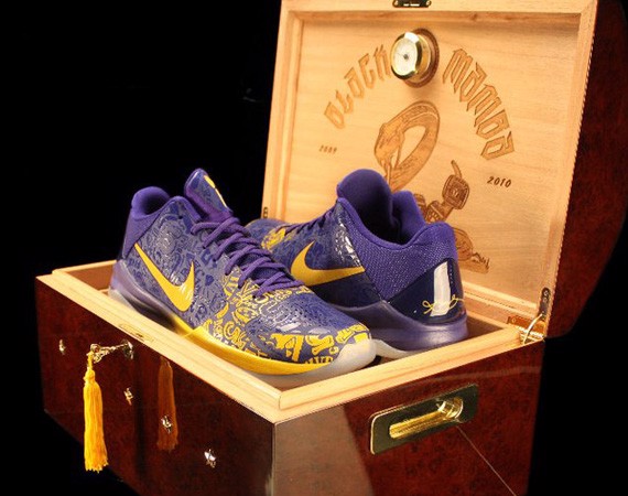 Nike Kobe 5 ‘5 Rings’ lần đầu phát hành dưới phiên bản Protro cao cấp cùng hộp gỗ