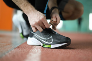 Giay Nike Air Zoom Tempo Next% Flyknit 'Black White' CI9923-001