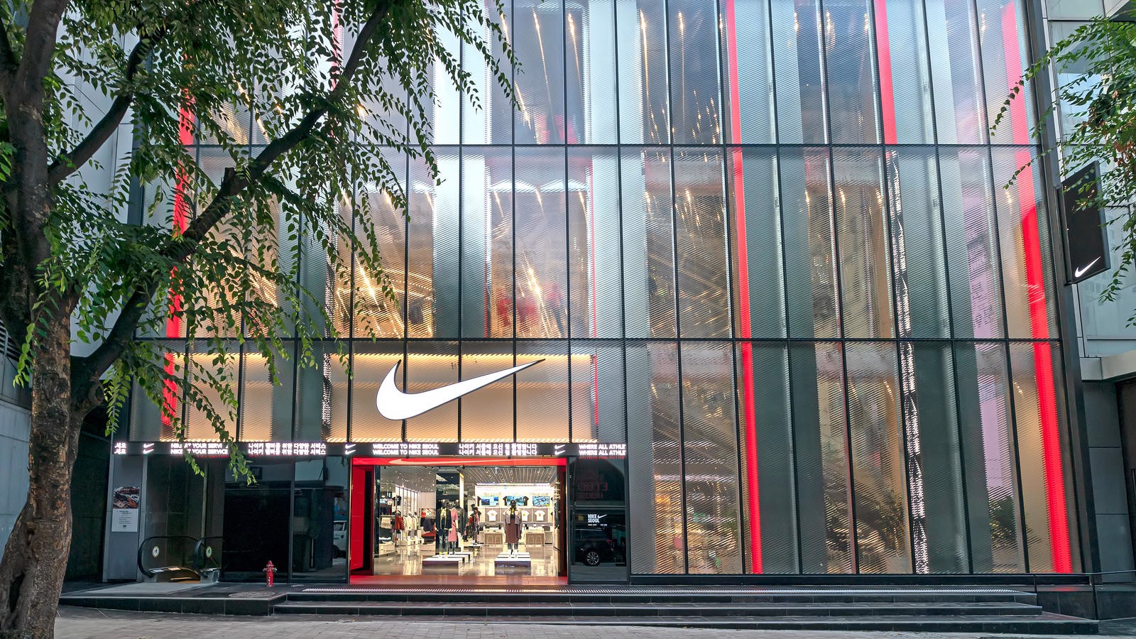 Nike Rise Seoul: Giấc mơ trong thị trường bán lẻ Hinh anh 1: Nike Rise Seoul: Giac mo trong thi truong ban le
