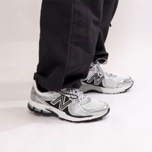 Alternative view of Giày New Balance 860 D 'White Black' ML860XD