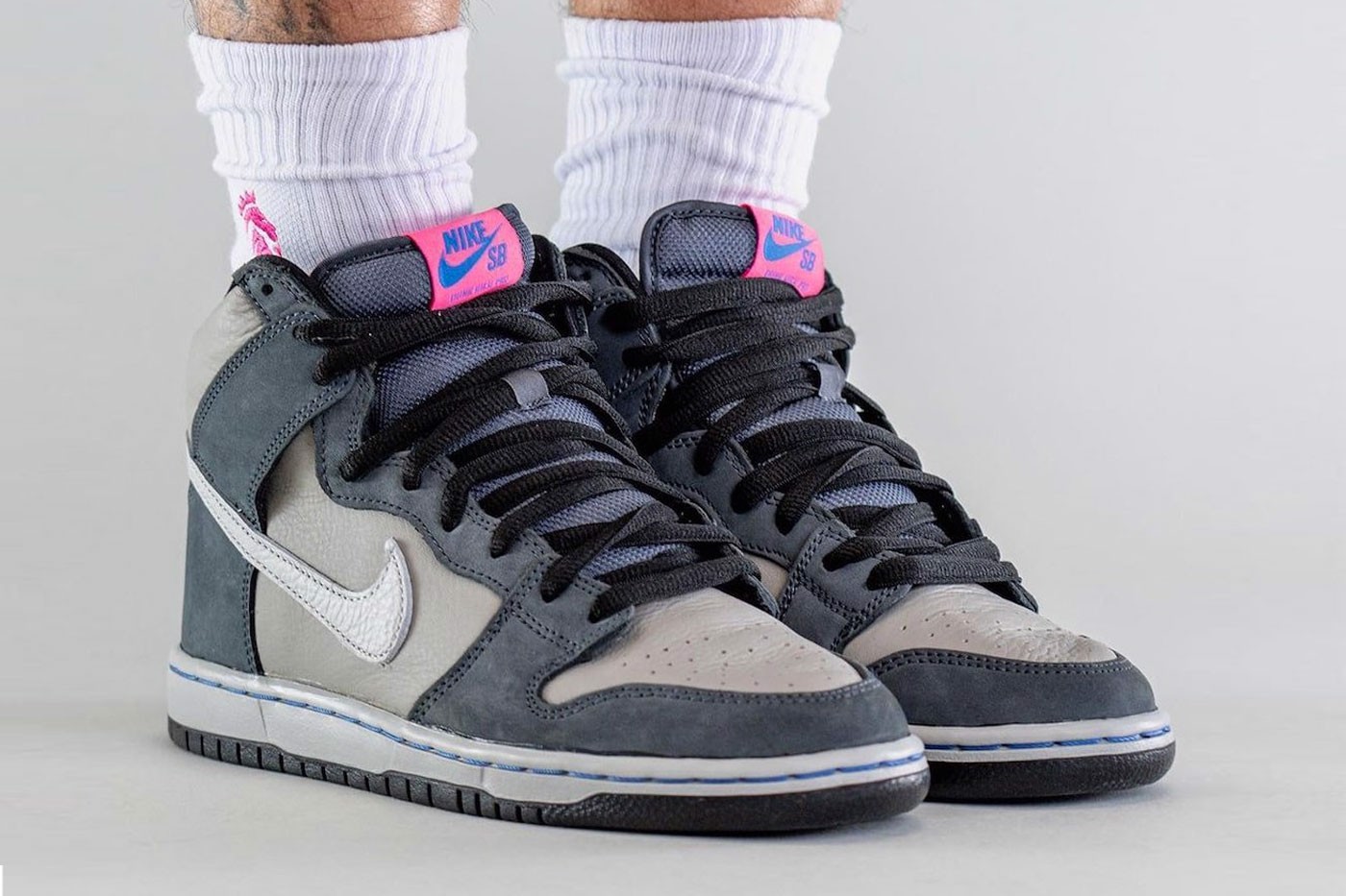 hinh-anh-chinh-thuc-cua-phien-ban-nike-sb-dunk-high-“medium-gray”