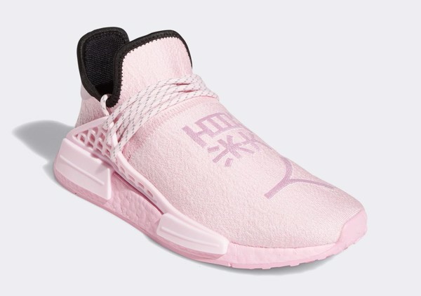 Adidas chuẩn bị ra mắt Pharrell's adidas NMD Hu phối màu hồng nhạt Hinh anh 3: Adidas chuan bi ra mat Pharrell's adidas NMD Hu phoi mau hong nhat