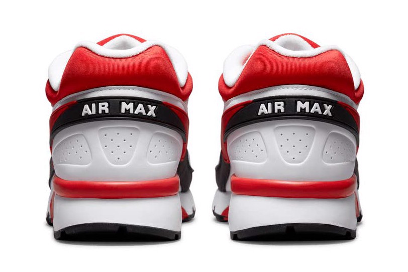 nike-dua-mau-giay-air-max-bw-tro-lai-trong-phoi-mau-og-sport-red