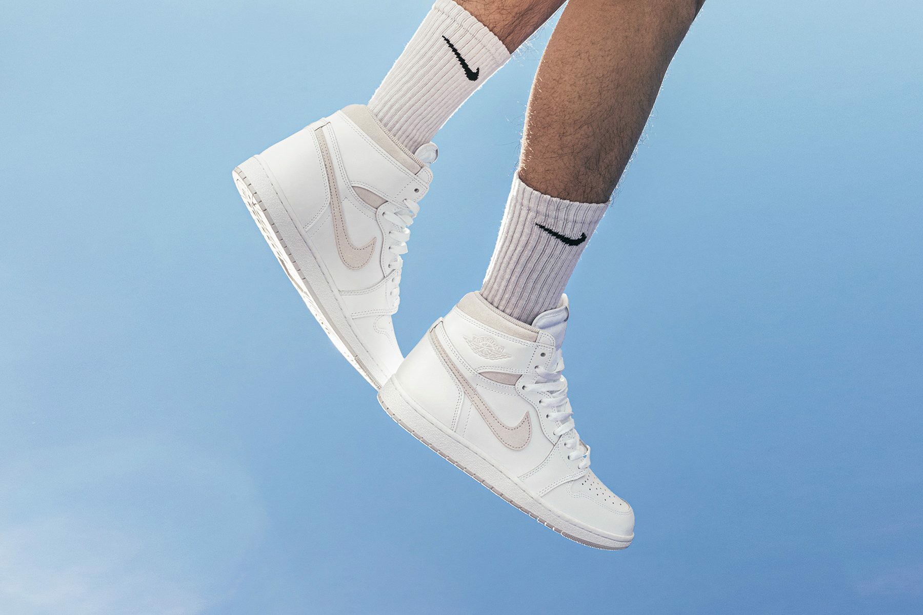 bang-xep-hang-10-doi-giay-tuyet-voi-nhat-nam-2021-07-2021