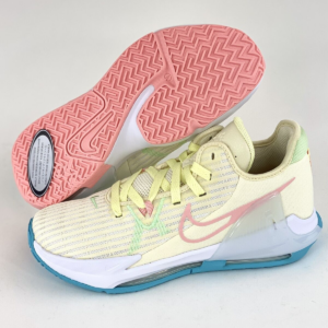 Giay Nike LeBron Witness 6 GS 'Coconut Milk' DD0423-103