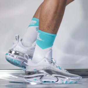 Alternative view of Giày Nike Air Jordan 36 Low Guo Ailun 'White Silver Black'  DM9032-130