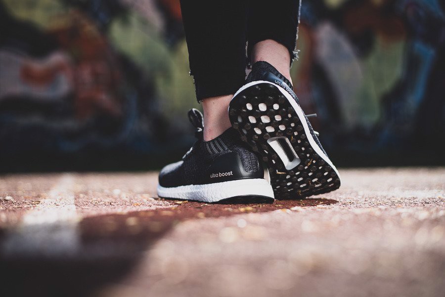 Hinh anh 5: Review giay: Adidas Ultra Boost Uncaged "Carbon"