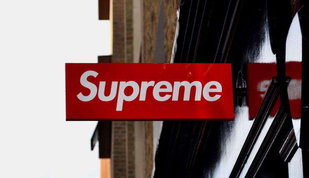 Hinh anh 2: Nhung ke chu muu dang sau vu lua dao ‘hop phap gia mao’ thuong hieu Supreme sap phai vao tu