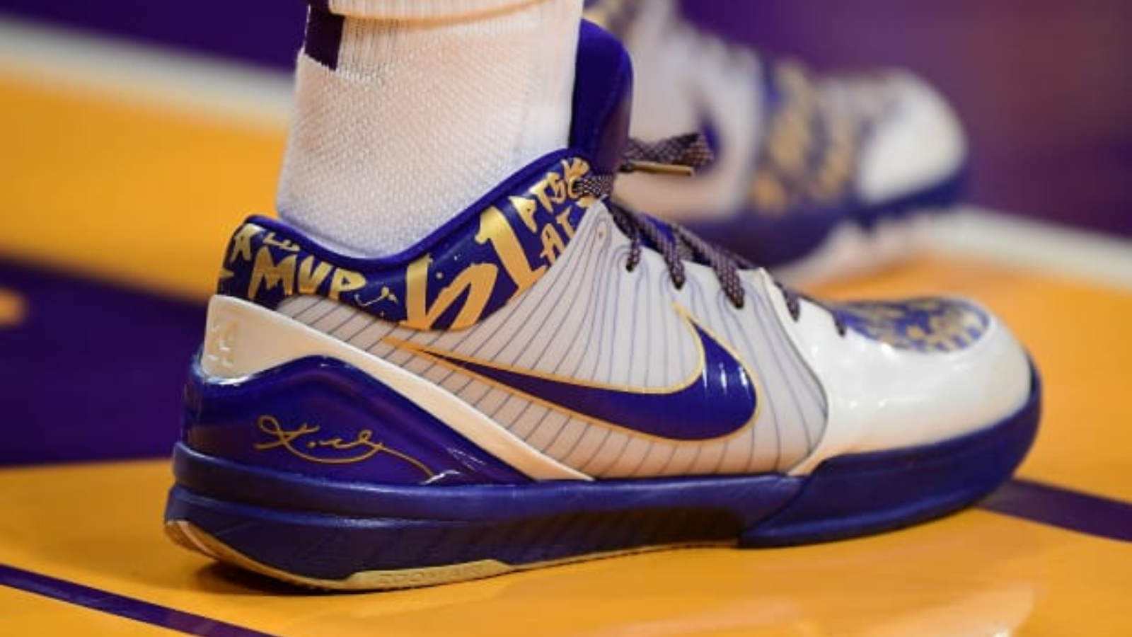 Hinh anh 11: Adidas vs Nike: 3 khoanh khac trong lich su da thay doi Sneaker Game