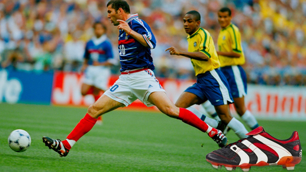 Những đôi giày World Cup iconic nhất mọi thời đại (Phần 1) Hinh anh 6: Nhung doi giay World Cup iconic nhat moi thoi dai (Phan 1)