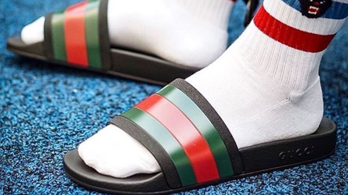 Cách phân biệt những đôi Gucci Slide là real hay fake Hinh anh 1: Cach phan biet nhung doi Gucci Slide la real hay fake