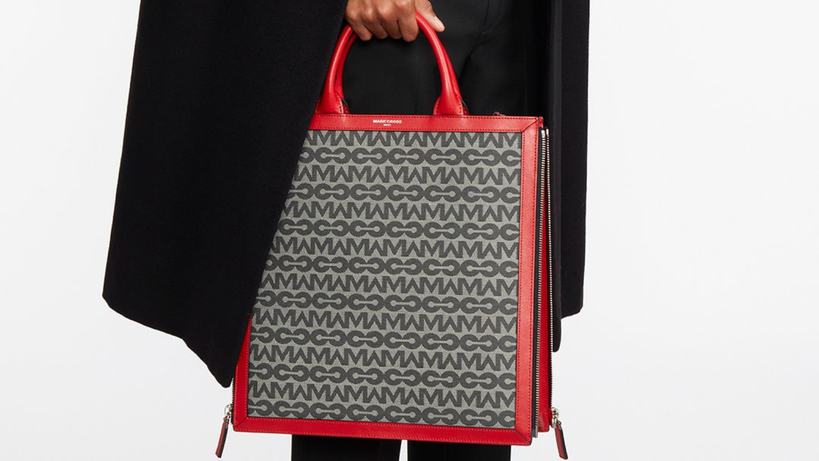 15 mẫu túi đeo chéo có thiết kế đẹp nhất theo các chuyên gia (Phần 2) Hinh anh 8: 15 mau tui deo cheo co thiet ke dep nhat theo cac chuyen gia (Phan 2)