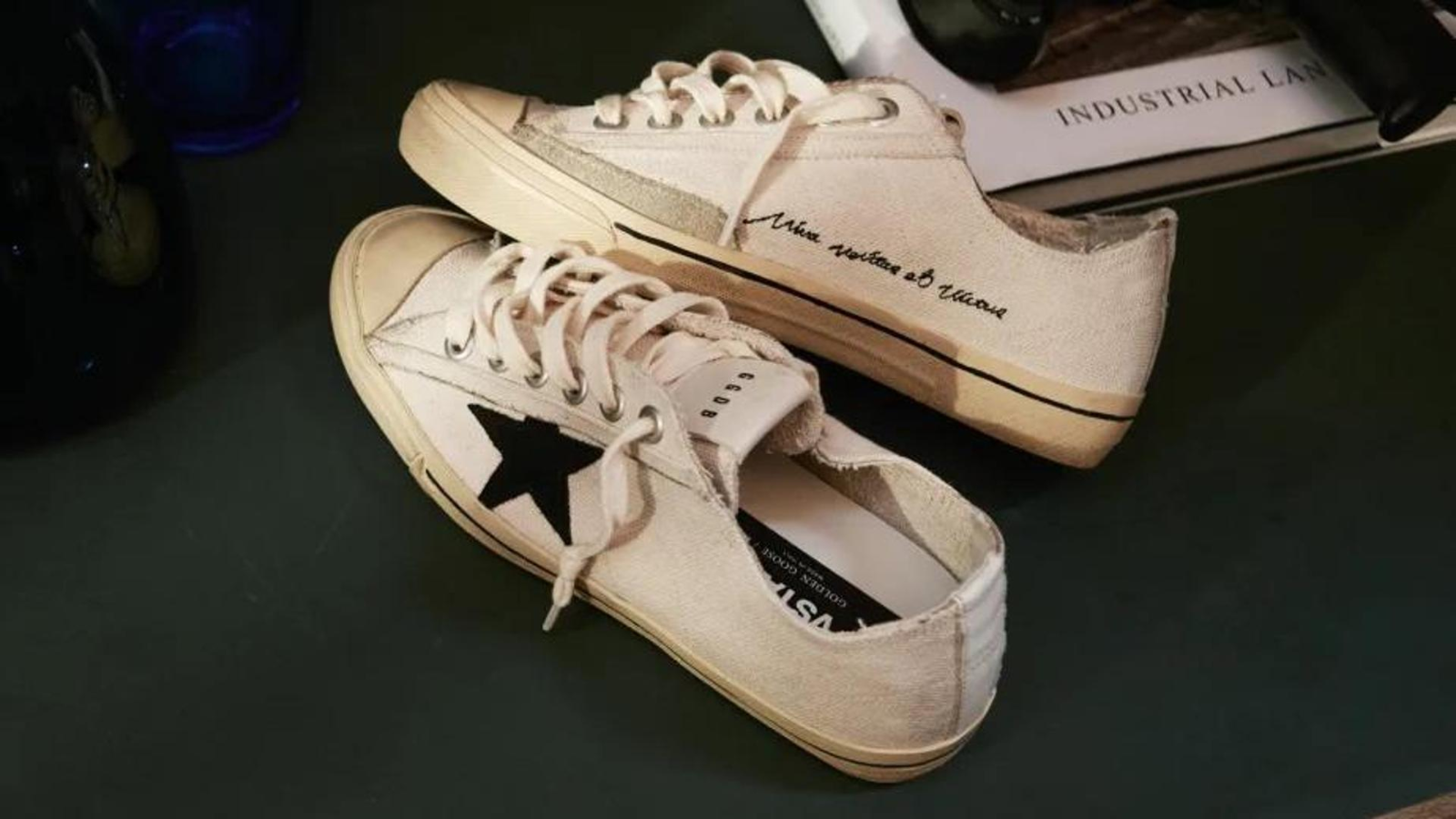 Golden Goose sneaker có thực sự đáng giá như số tiền bạn chi ra? Hinh anh 6: Golden Goose sneaker co thuc su dang gia nhu so tien ban chi ra?