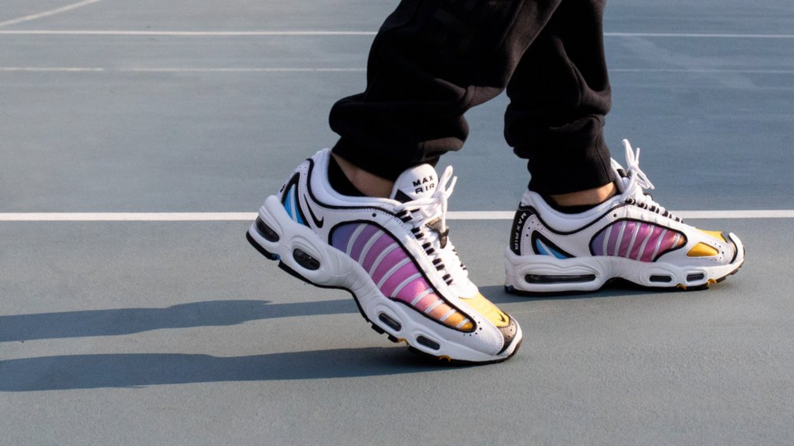 Lịch sử về dòng Air Max Tailwind của Nike và lần lặp lại mới nhất Hinh anh 2: Lich su ve dong Air Max Tailwind cua Nike va lan lap lai moi nhat