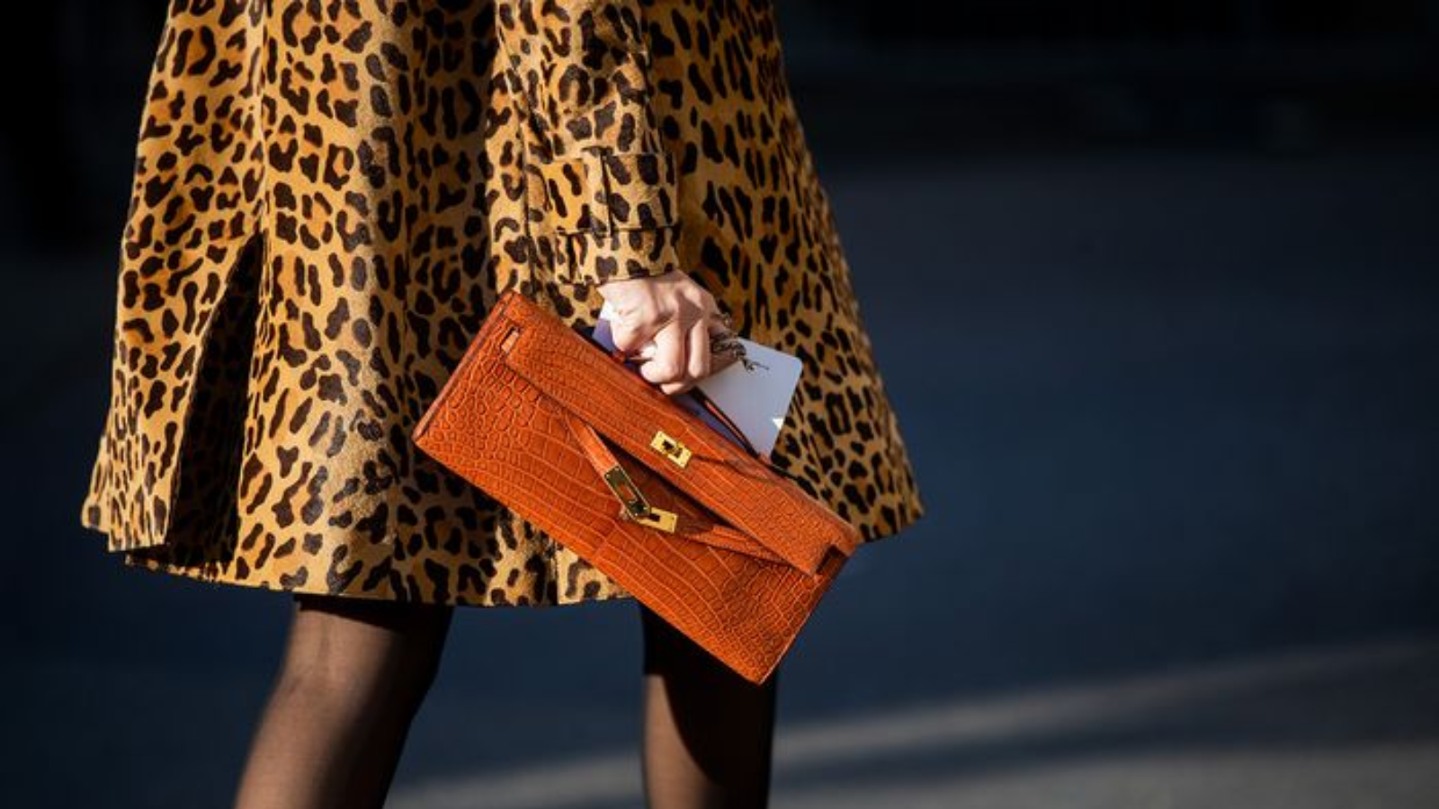 Những thương hiệu túi xách xa xỉ được yêu thích nhất hiện nay (Phần 1) Hinh anh 7: Nhung thuong hieu tui xach xa xi duoc yeu thich nhat hien nay (Phan 1)