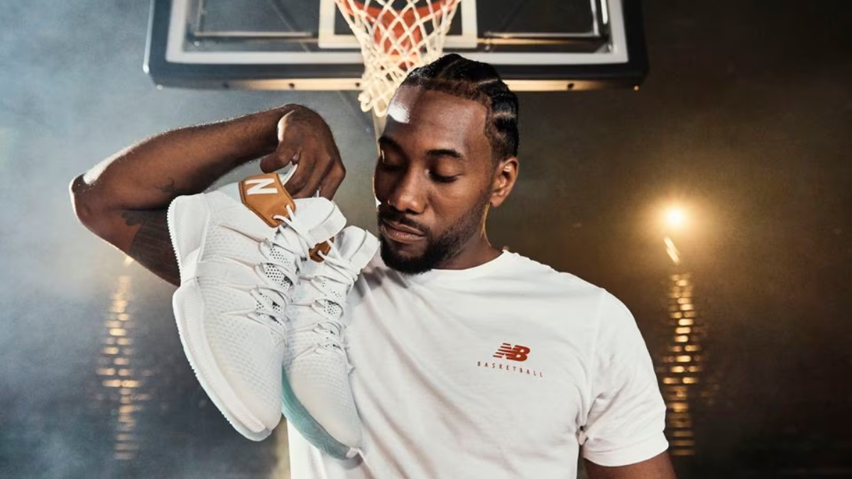 Hinh anh 6: Ve sinh giay bong ro dung va cach bao quan de luon co mot doi giay ra san hoan hao