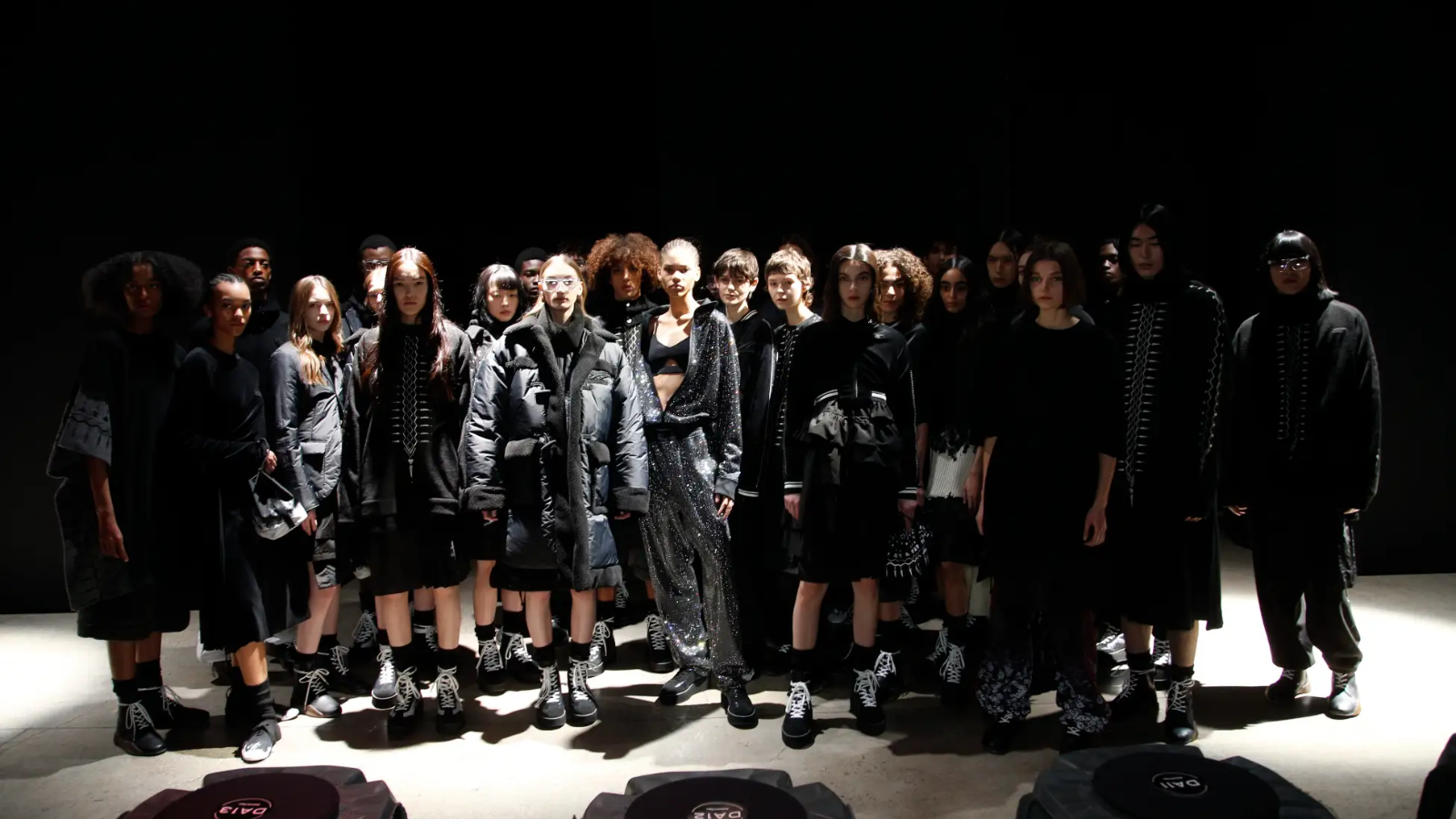 Onitsuka Tiger: BST gợi tầm nhìn xa về thời trang Nhật những năm 1980 Hinh anh 2: Onitsuka Tiger: BST goi tam nhin xa ve thoi trang Nhat nhung nam 1980