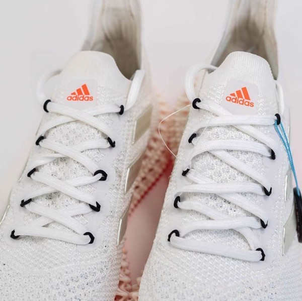 Thương hiệu Đức bổ sung thiết kế adidas Glide 4D cho bộ sưu tập 4D Hinh anh 2: Thuong hieu Duc bo sung thiet ke adidas Glide 4D cho bo suu tap 4D