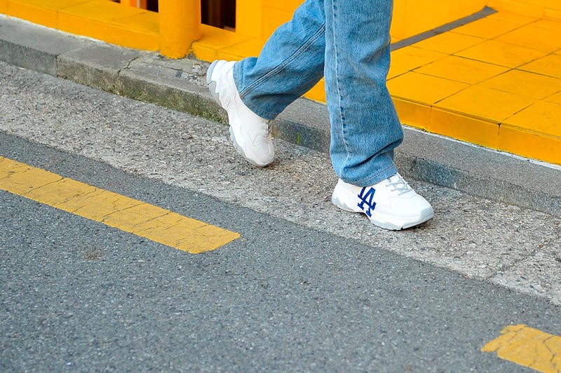 Giày Chunky Sneaker là gì? Vì sao giới trẻ lại yêu thích mẫu giày này?