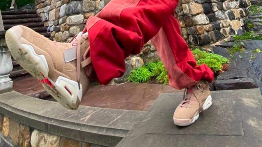 Xuất hiện những hình đầu tiền của Travis Scott x Air Jordan 6 "British Khaki" Hinh anh 4: Xuat hien nhung hinh dau tien cua Travis Scott x Air Jordan 6 "British Khaki"