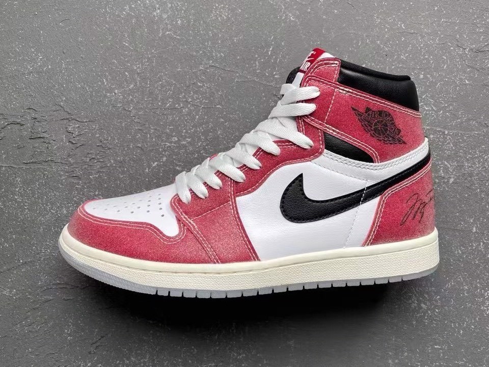tong-hop-6-doi-sneakers-dang-chu-y-ra-mat-trong-thang-2-nam-2021