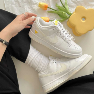 Giay Nike Dunk Low 'Valentine's Day Yellow Heart' FD0803-100