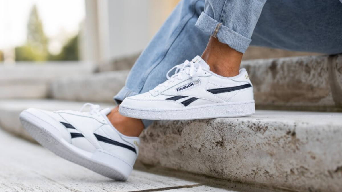 Hinh anh 13: Top 10 doi giay co dien "Back to school" hot nhat 2022