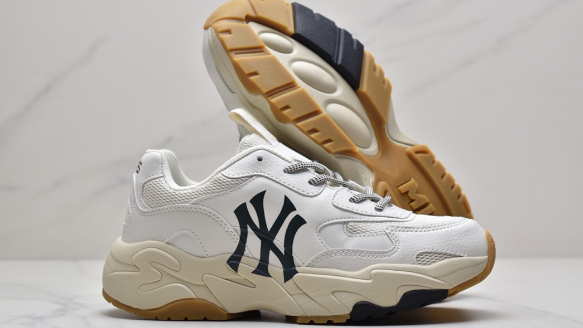 Hinh anh 16: GenZ khoi phuc lai phong cach Y2K va noi am anh ve can nang