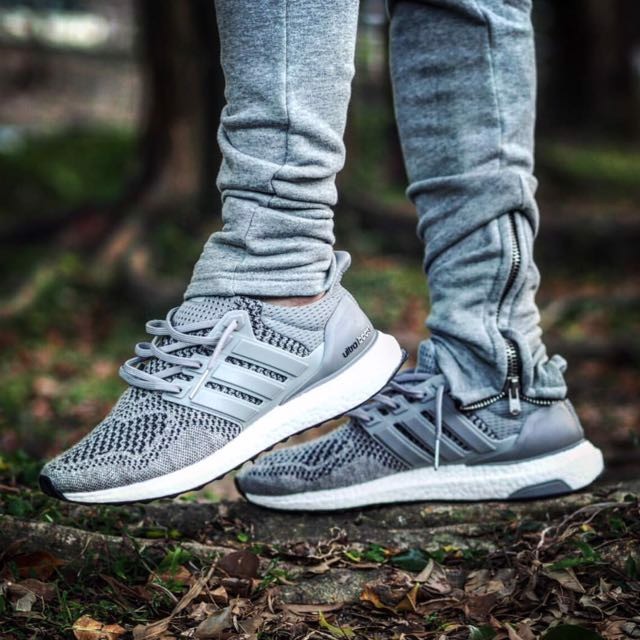 Hinh anh 2: Ultraboost 1.0 tro lai coi nguon voi phoi mau xam kinh dien