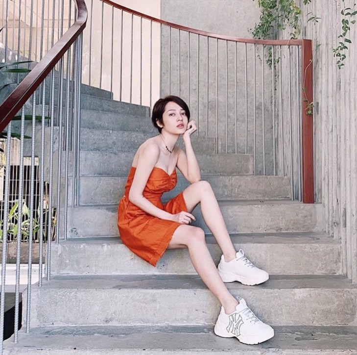 Tất tần tật các tip phối đồ cùng với giày MLB cho các cô nàng 2021 Hinh anh 7: Tat tan tat cac tip phoi do cung voi giay MLB cho cac co nang 2021