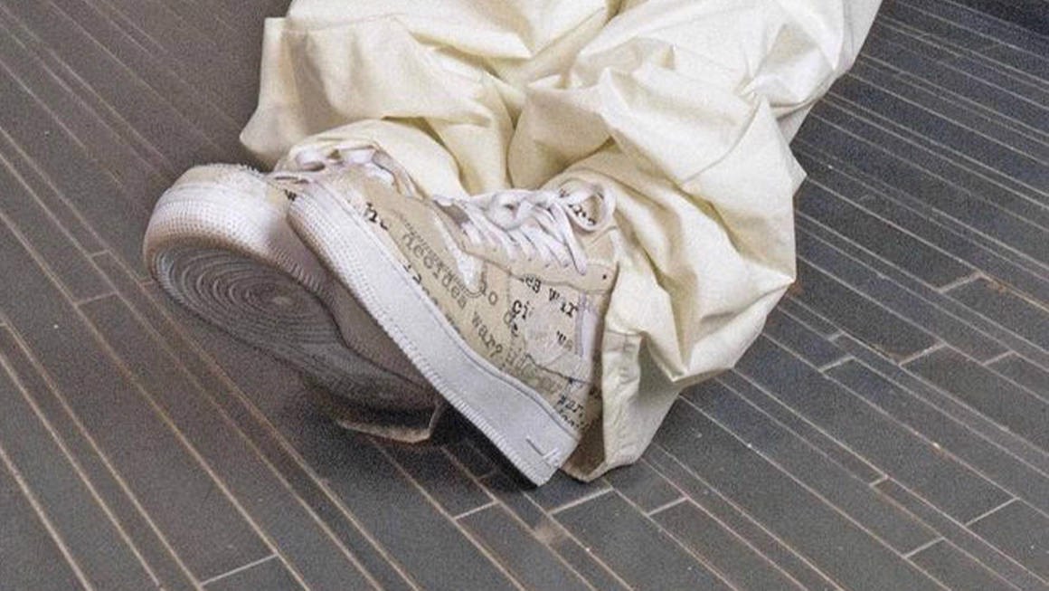 hinh-anh-dau-tien-ve-phien-ban-who-decides-war-x-nike-air-force-1-low