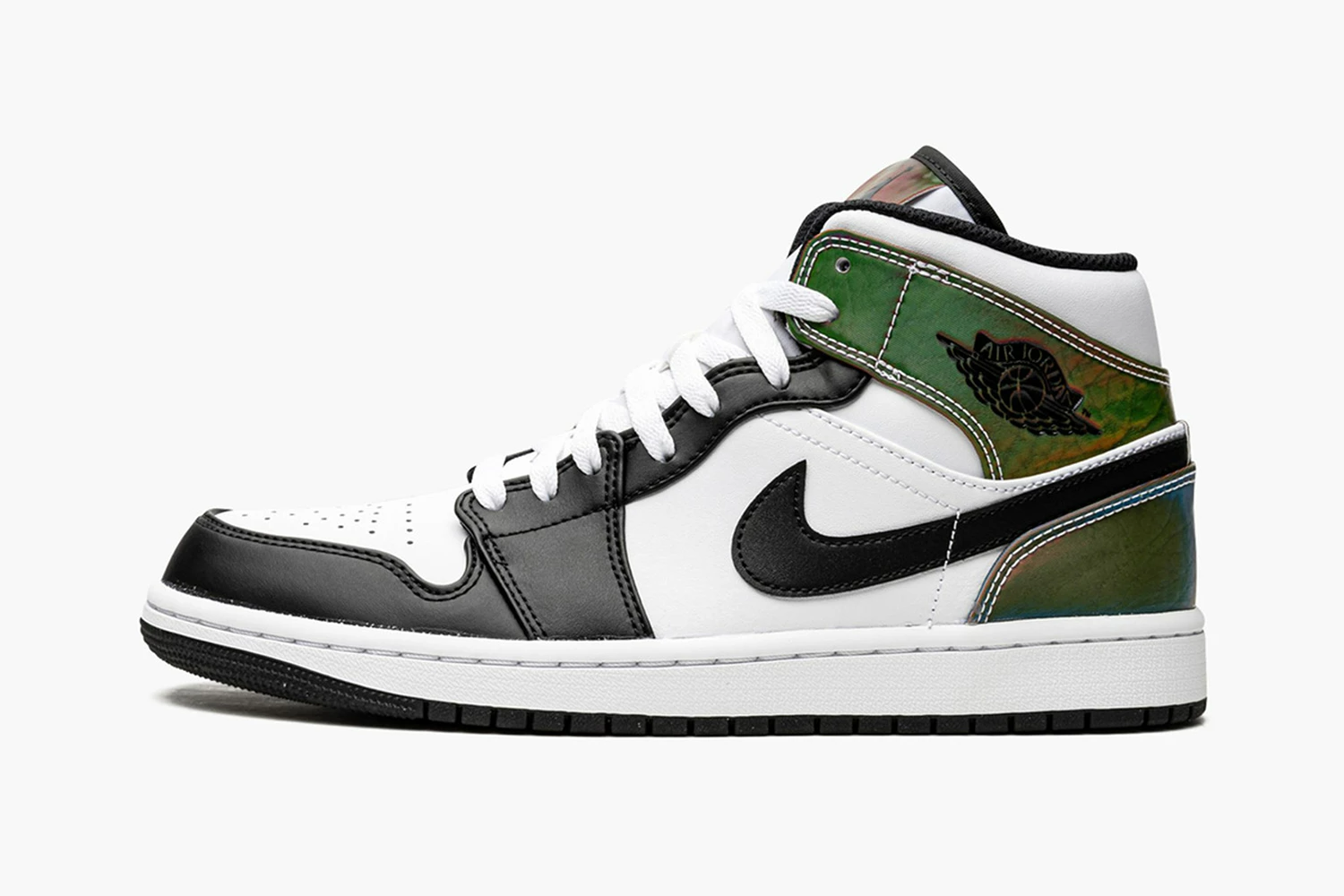 Hinh anh 2: Top nhung doi giay Nike Air Jordan 1 Mid tot nhat nam 2021 (Phan 1)