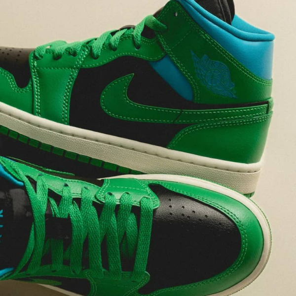 Giay Nike Air Jordan 1 Mid 'Lucky Green Aquatone' BQ6472-033