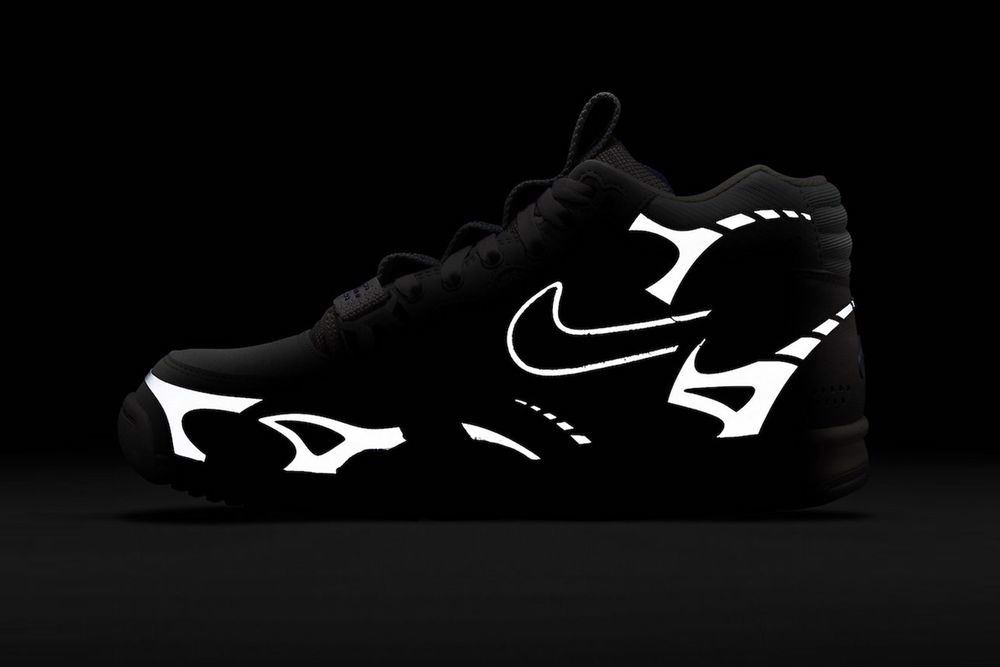 hinh-anh-chi-tiet-cua-nike-at-1-light-smoke-grey-va-dark-smoke-grey