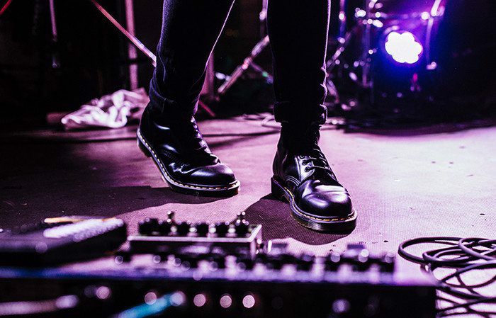 dr.-marten:-tu-trang-phuc-lao-dong-cho-den-bieu-tuong-thoi-trang-duong-pho