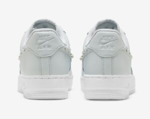 Giay Nike Air Force 1 Low '07 SE 'Pearl Swoosh Pure Platinum' DV3810-001