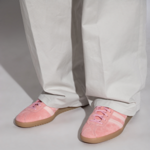 Giay Adidas Bermuda 'Glow Pink' GY7386