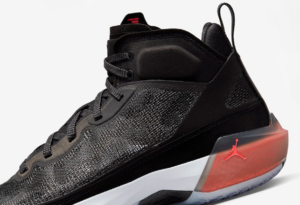 Giay Nike Jordan 37 'Black Hot Punch' DV0747-091